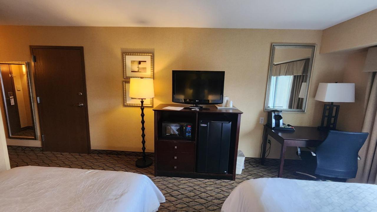 Wingate By Wyndham Hotel